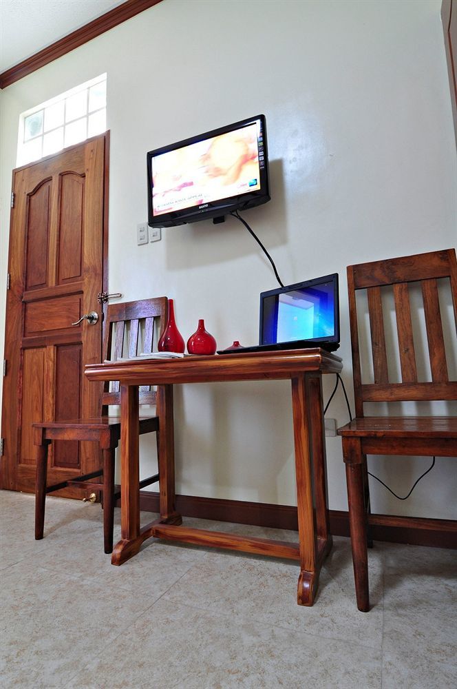 Jilian Tourist Inn Puerto Princesa Eksteriør bilde
