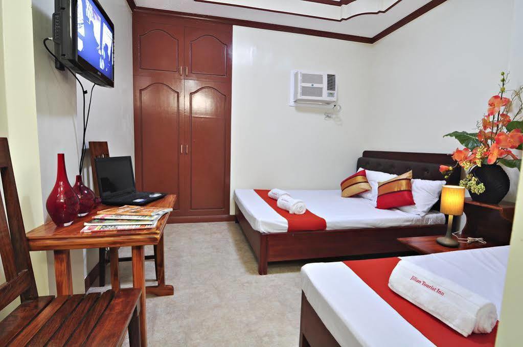 Jilian Tourist Inn Puerto Princesa Eksteriør bilde